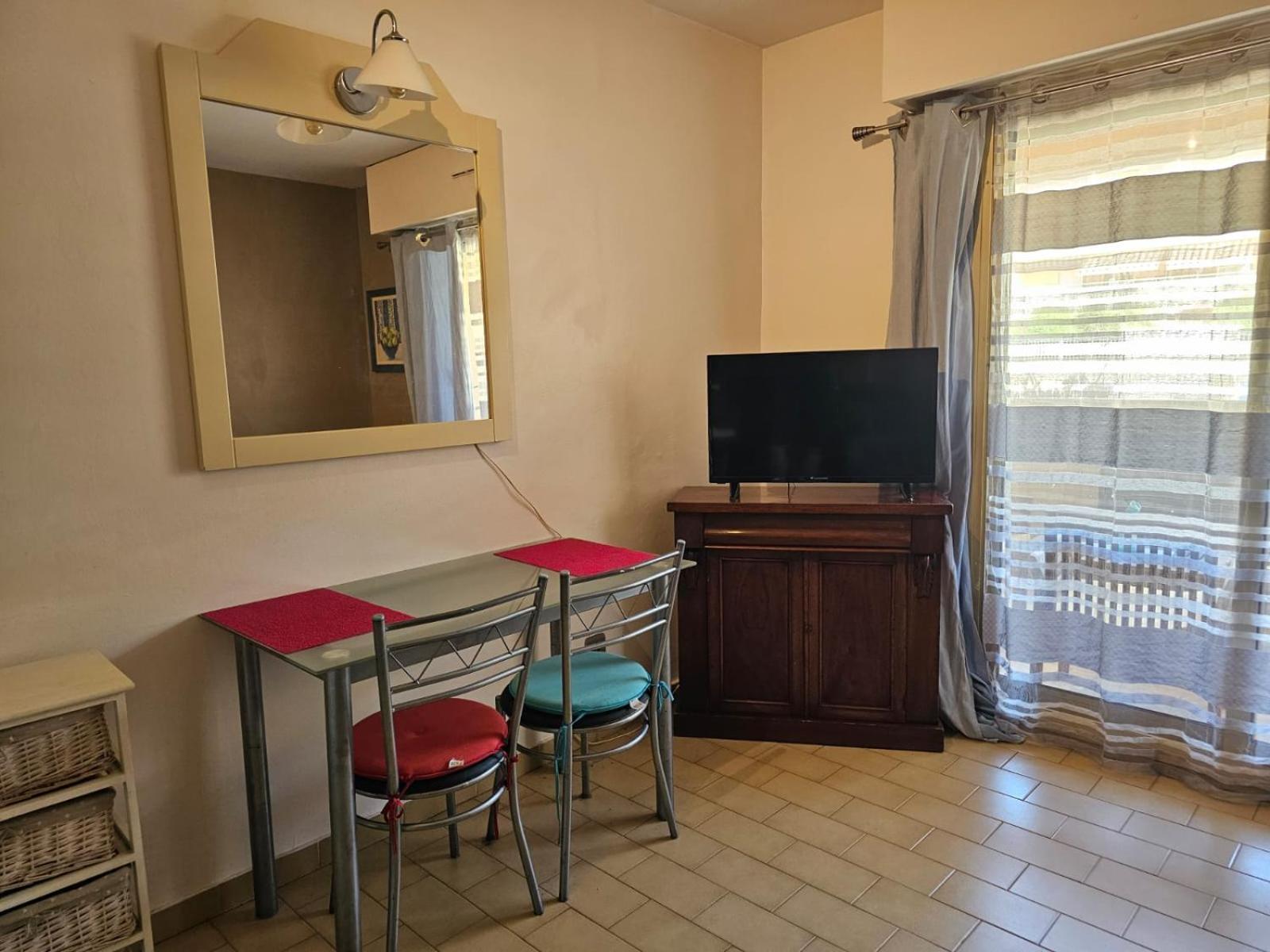 Appartement Angela Golfe-Juan Exterior photo