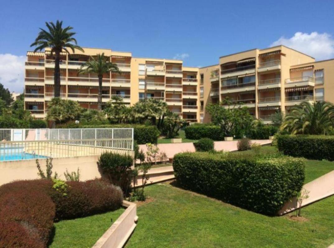 Appartement Angela Golfe-Juan Exterior photo